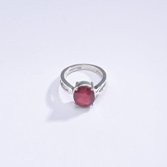 Ruby ring for ladies