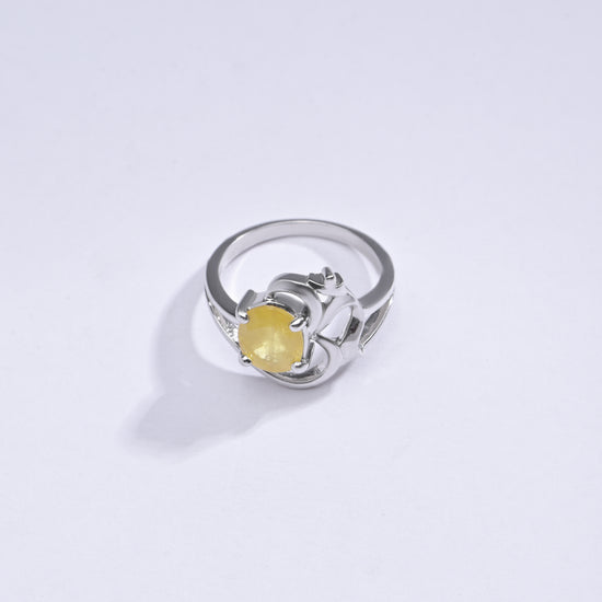 Yellow sapphire gemstone ring
