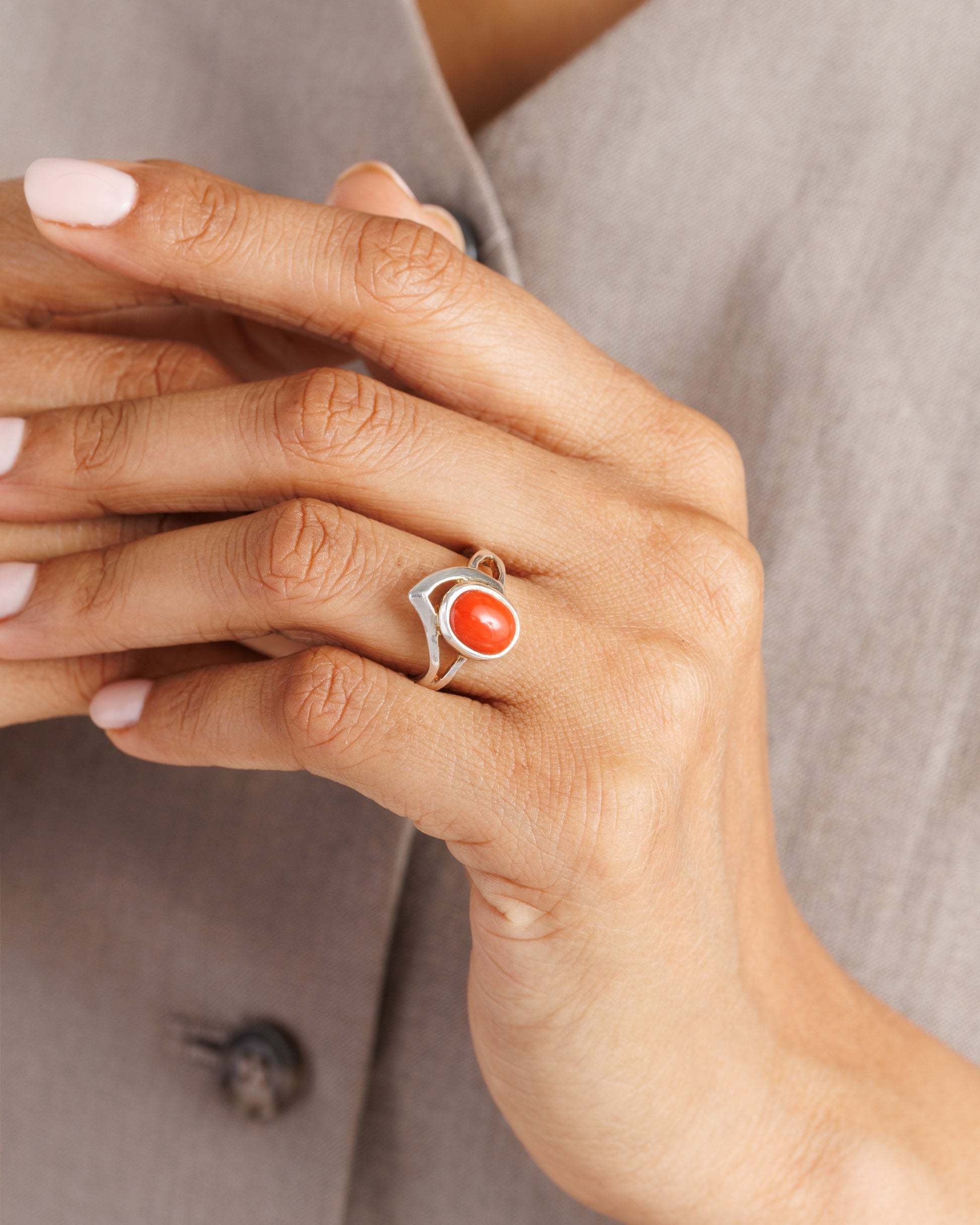 Smart Coral (Moonga) Ring – 925 Silver - #1192 Ov - Myra