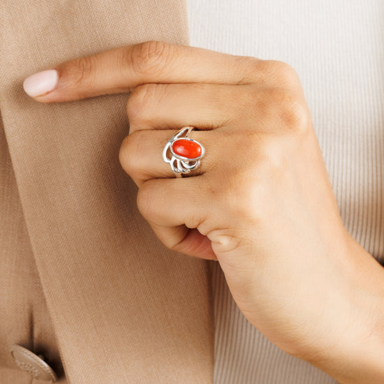 Radiant Red Moonga Ring for Gift in 925 Silver from Myra Gems