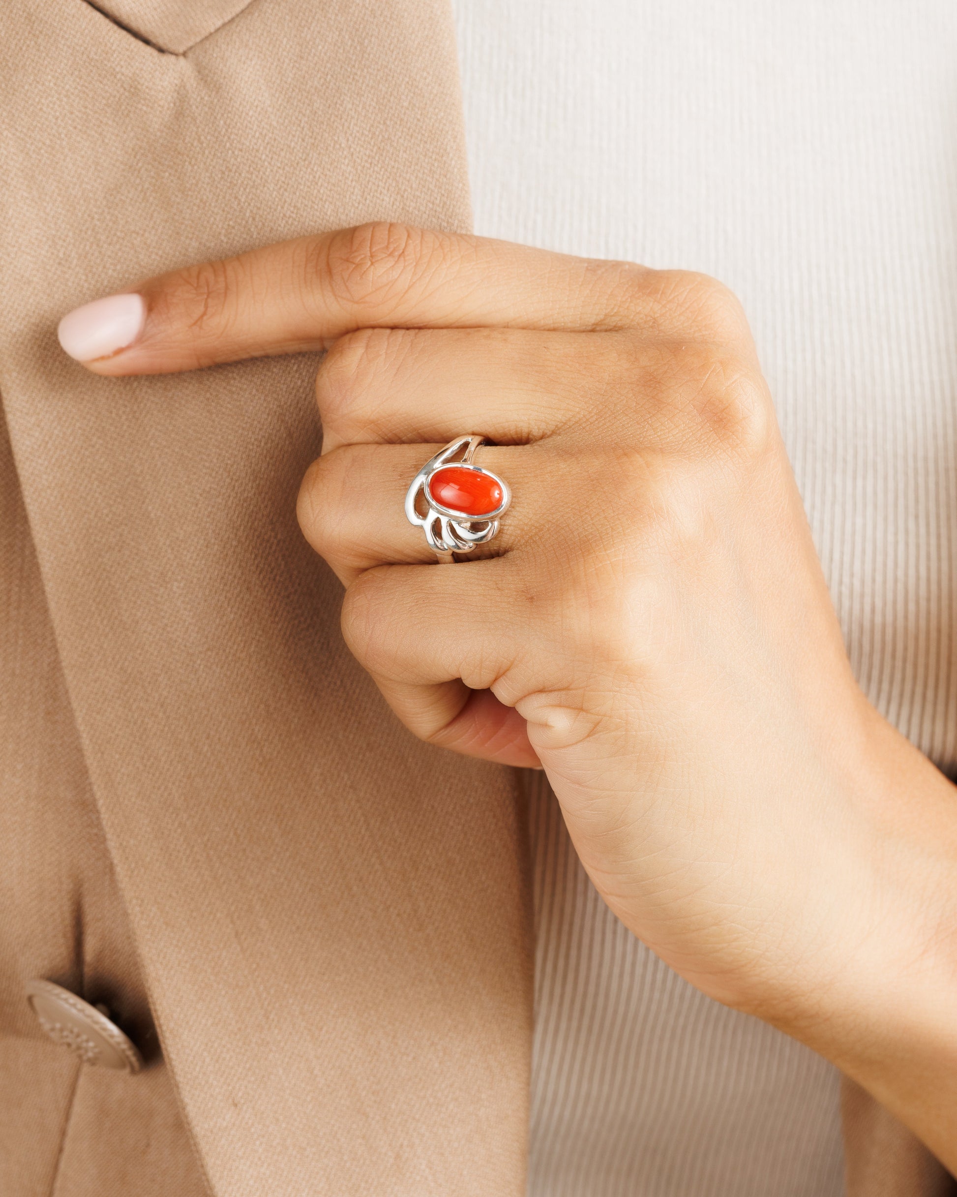 Radiant Red Moonga Ring for Gift in 925 Silver from Myra Gems