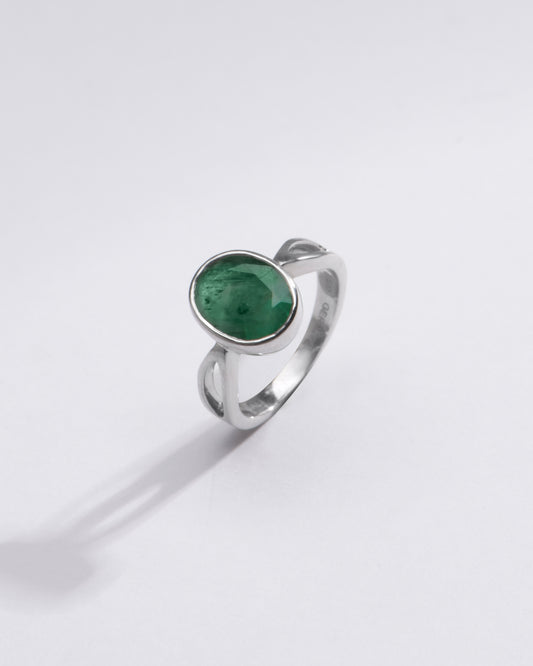 Vintage Emerald (Panna) Gemstone Ring in Sterling Silver â€“ #1102B - Myra