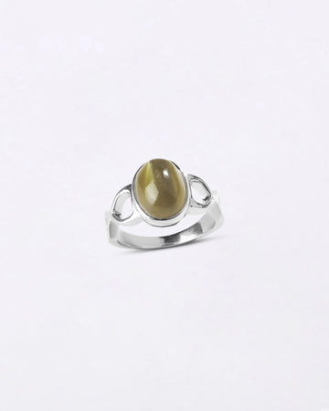 Powerful Cat's Eye Ring in 925 Sterling Silver - Shakti