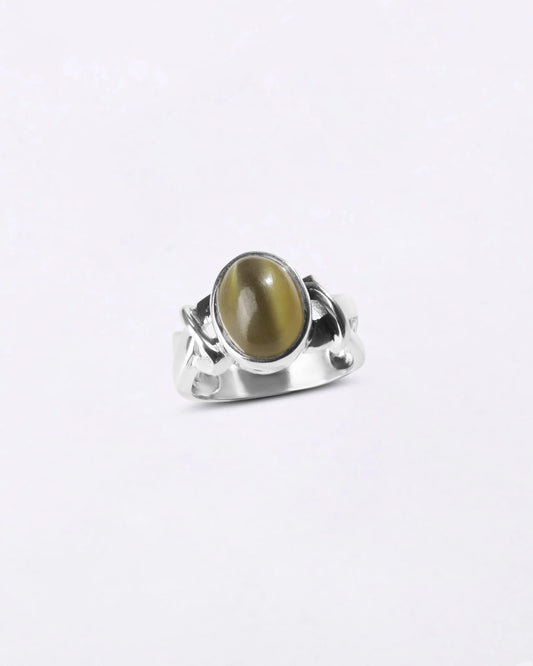 Unique Cat's Eye (Lehsunia) Ring in 925 Sterling Silver - Shakti