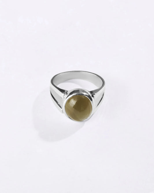 Statement Cat's Eye (Lehsunia) Ring in 925 Sterling Silver - Shakti