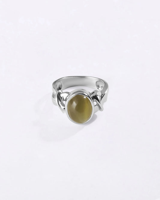 Unique Cat's Eye (Lehsunia) Ring in 925 Sterling Silver - Shakti