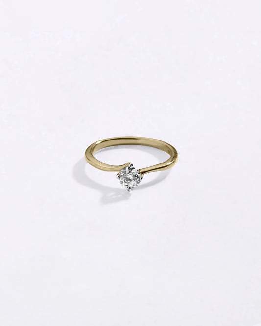 Dainty Diamond Ring in Gold