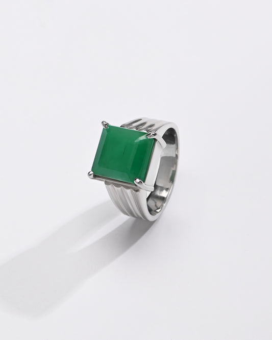 Vintage Emerald (Panna) Ring in 925 Sterling Silver - Urja Sq