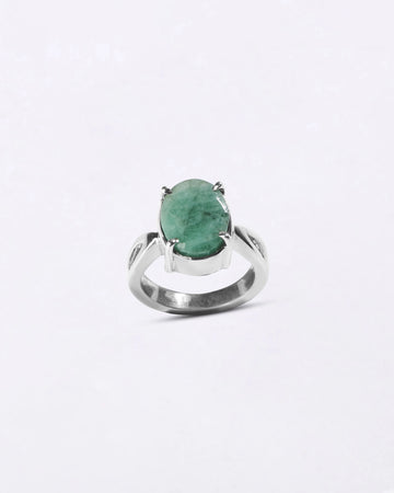Grace Emerald (Panna) Ring in 925 Silver - Urja