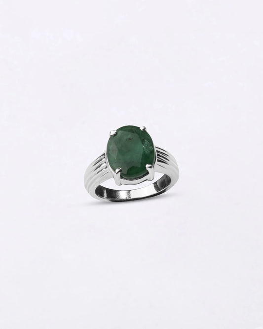 Prestige Emerald (Panna) Ring in 925 Sterling Silver - Urja