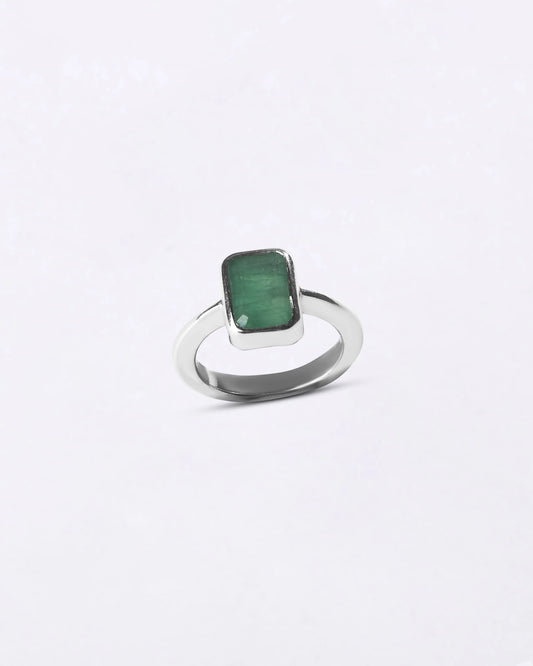 Affinity Emerald (Panna) Ring in 925 Sterling Silver - Rectangular Shakti