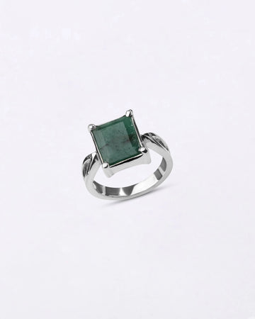 Grace Emerald (Panna) Ring in 925 Sterling Silver - Rectangular Urja