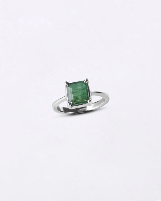 Affinity Emerald (Panna) Ring in 925 Sterling Silver - Square Urja