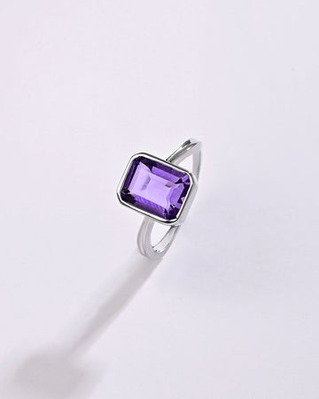 Elegant Amethyst (Jamunia) Ring in 925 Sterling Silver - Shakti Sq