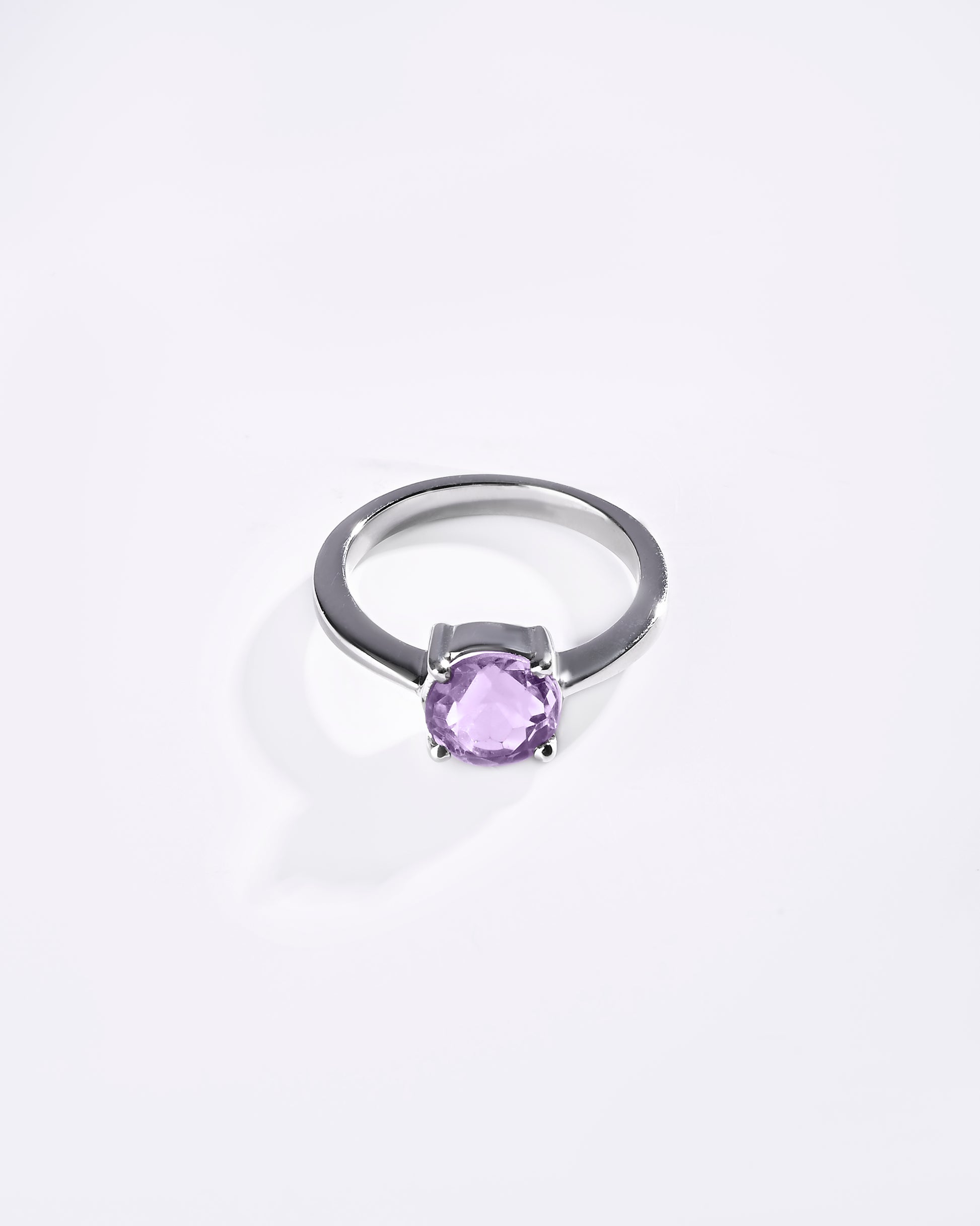 Women amethyst gemstone ring