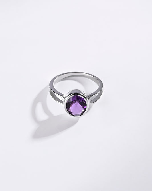 Sleek Amethyst (Jamunia) Ring in 925 Sterling Silver - Shakti