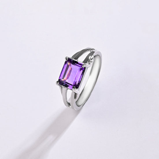 Amethyst gemstone ring