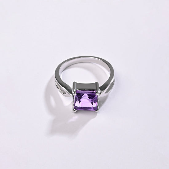 Amethyst ring design