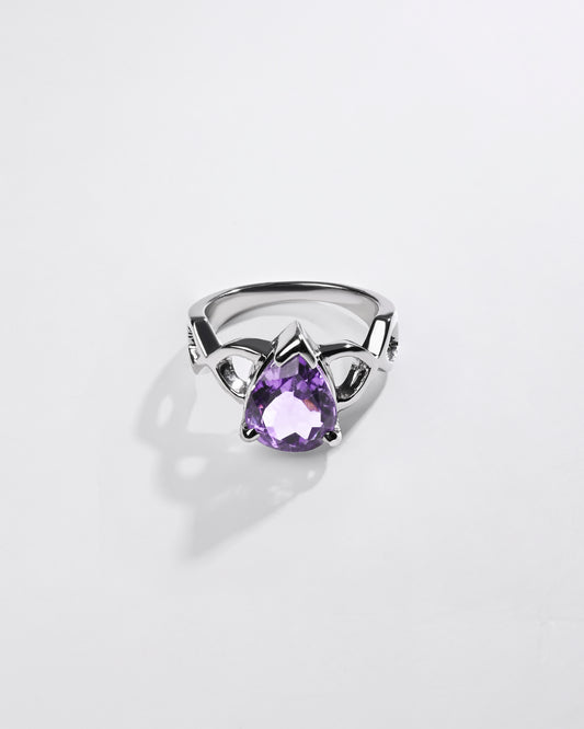 Powerful Amethyst (Jamunia) Ring in 925 Sterling Silver - Delta