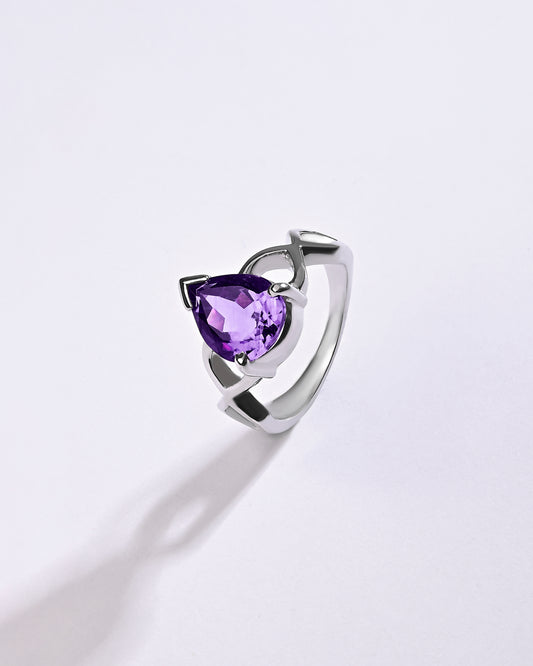 Powerful Amethyst (Jamunia) Ring in 925 Sterling Silver - Delta