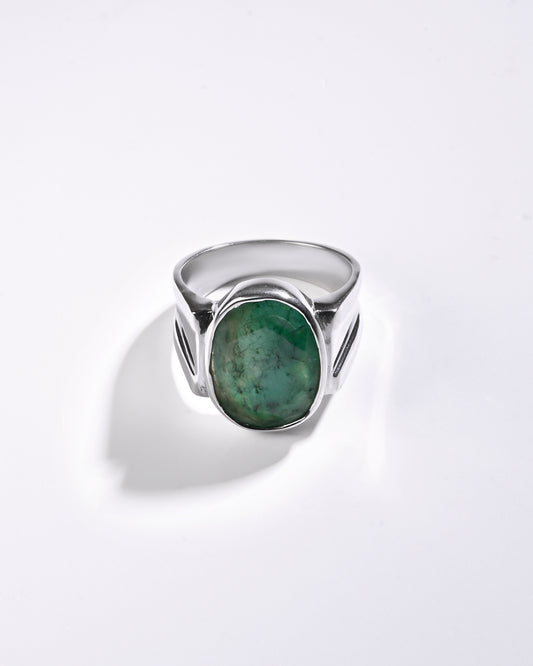 Statement Emerald (Panna) Ring in 925 Sterling Silver - Shakti