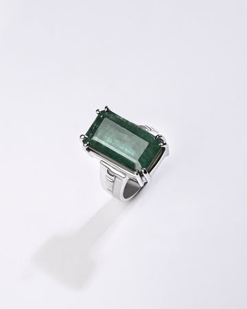 Royal Emerald (Panna) Ring in 925 Sterling Silver - Nexa Re