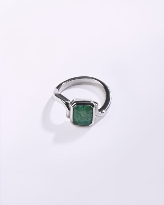 Bliss Emerald (Panna) Ring in 925 Sterling Silver - Shakti