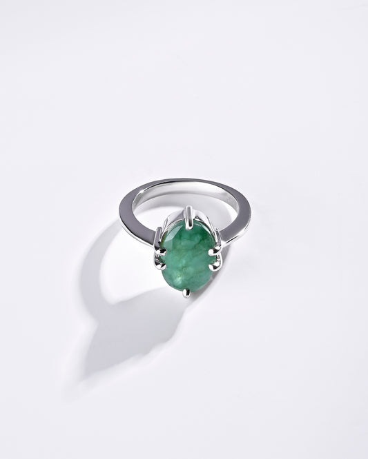Minimalist Emerald (Panna) Ring in 925 Sterling Silver - Astra