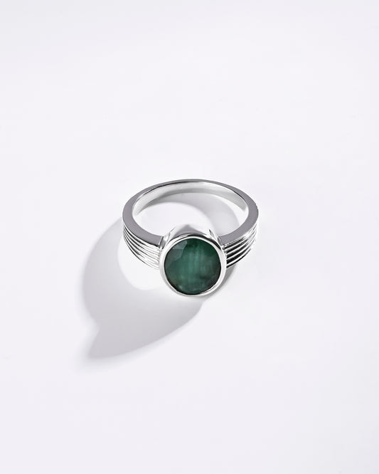 Magical Emerald (Panna) Ring in 925 Sterling Silver - Shakti
