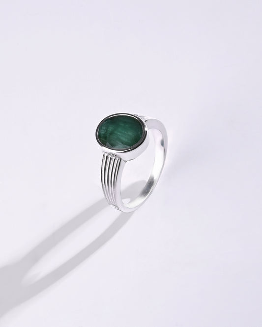 Magical Emerald (Panna) Ring in 925 Sterling Silver - Shakti