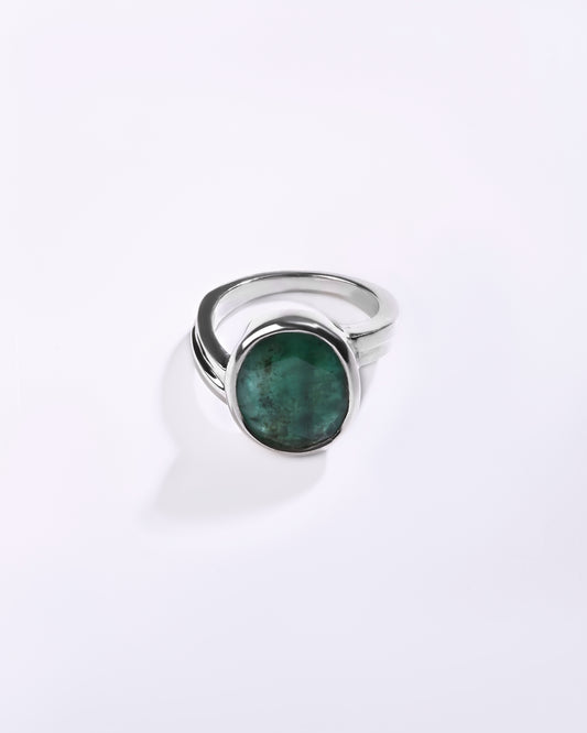 Promise Emerald (Panna) Ring in 925 Sterling Silver - Shakti