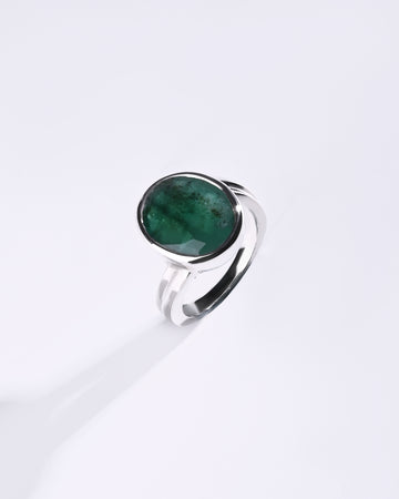 Promise Emerald (Panna) Ring in 925 Sterling Silver - Shakti