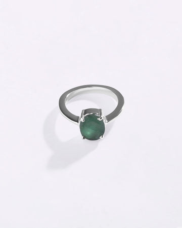 Silver Emerald Gemstone Ring Online from Myra Gems