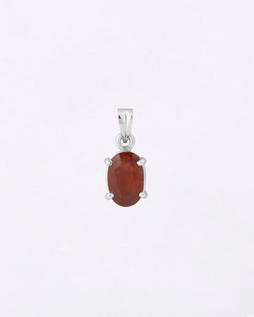 Plain Garnet Pendant in 925 Silver