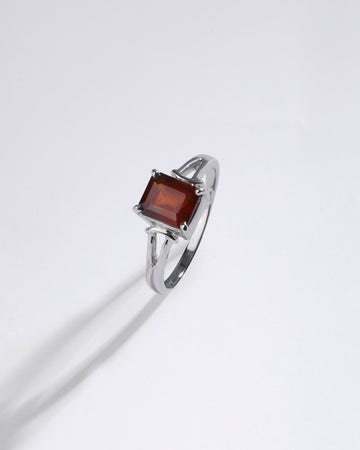 Exclusive Garnet (Gomed) Ring in 925 Sterling Silver - Urja Sq