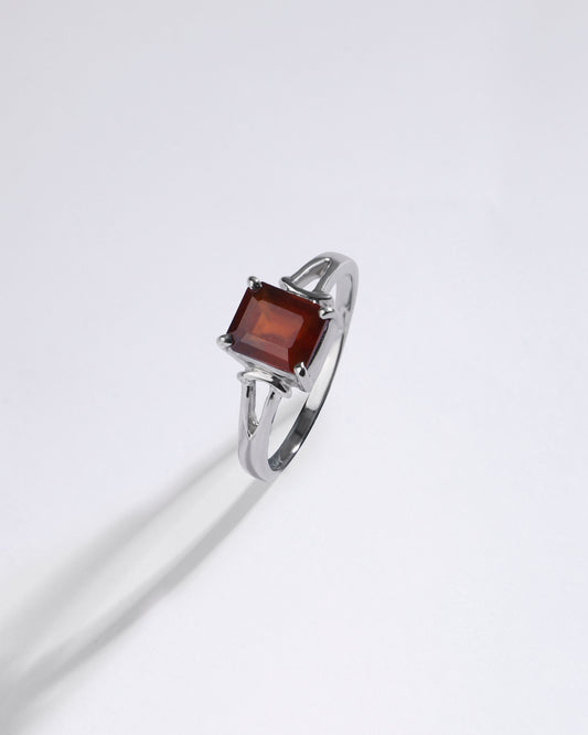 Exclusive Garnet (Gomed) Ring in 925 Sterling Silver - Urja Sq
