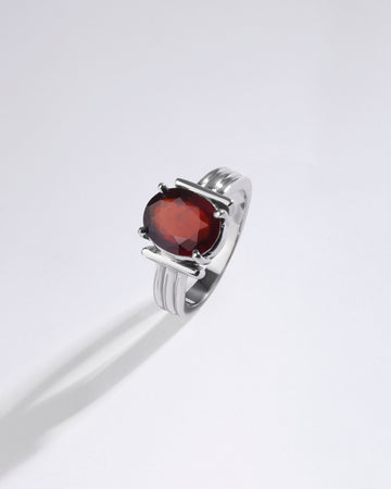 Deluxe Garnet (Gomed) Ring in 925 Sterling Silver - Urja