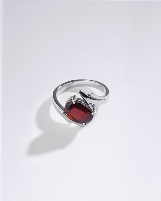 Dreamy Garnet (Gomed) Ring in 925 Sterling Silver - Urja