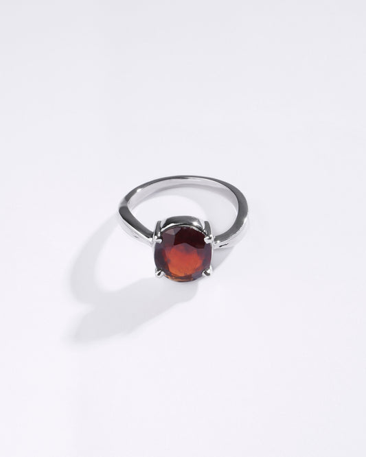 Elegant Garnet (Gomed) Ring in 925 Sterling Silver - Urja