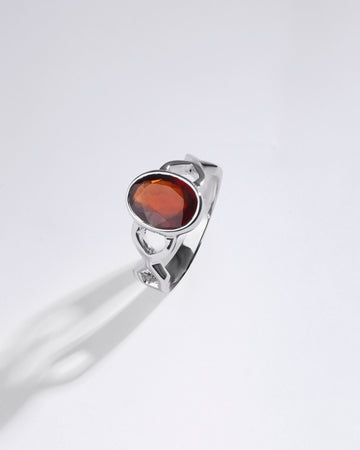 Powerful Garnet (Gomed) Ring in 925 Sterling Silver - Shakti