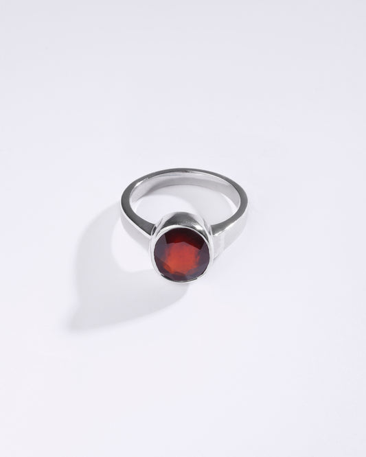 Natural Garnet (Gomed) Ring in 925 Sterling Silver - Shakti