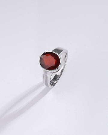 Natural Garnet (Gomed) Ring in 925 Sterling Silver - Shakti
