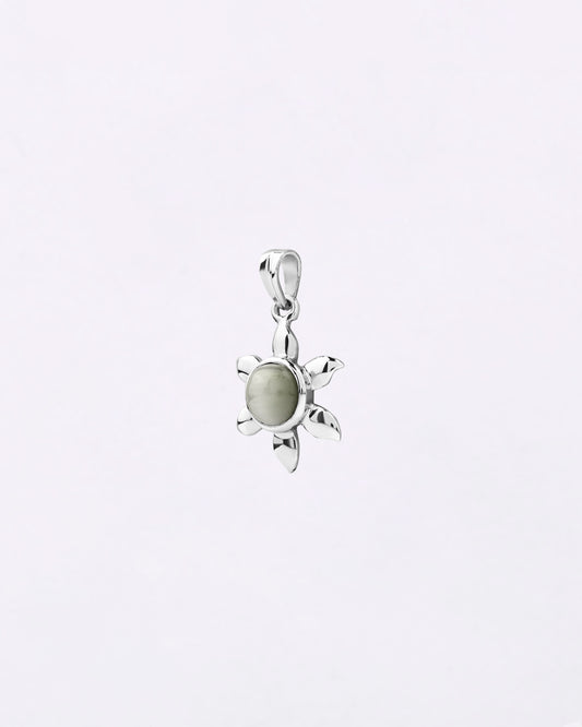 Sun Petal Shaped Cat's Eye Pendant in 925 Silver