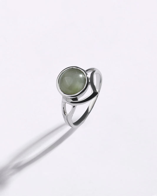 Serene Cat'S Eye (Lehsunia) Ring in 925 Sterling Silver - Shakti