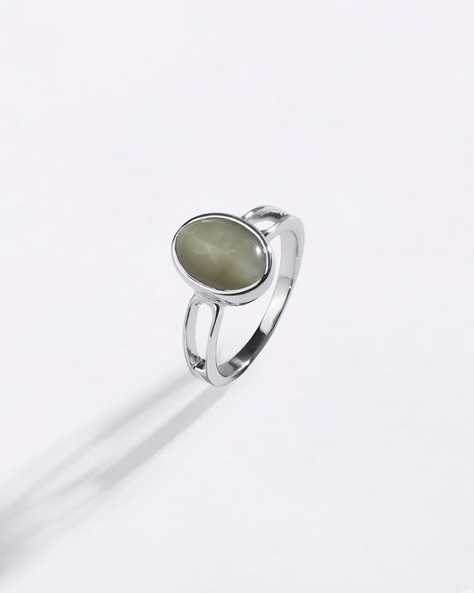 Sleek Cat’S Eye (Lehsunia) Ring in 925 Sterling Silver - Shakti