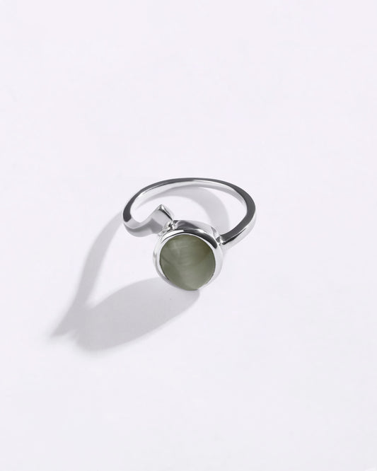 Modern Cat'S Eye (Lehsunia) Ring in 925 Sterling Silver - Shakti