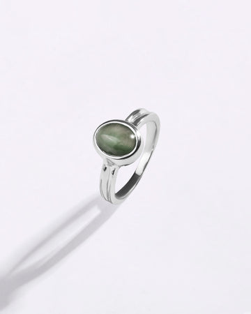 Prosperity Cat'S Eye (Lehsunia) Ring in 925 Sterling Silver - Shakti