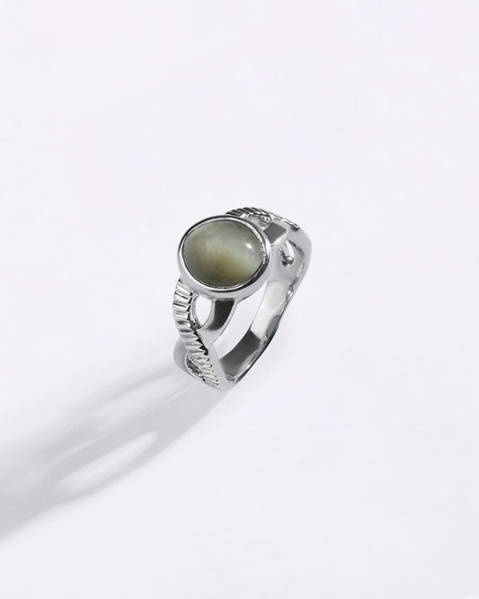 Celestial Cat’S Eye (Lehsunia) Ring in 925 Sterling Silver - Shakti