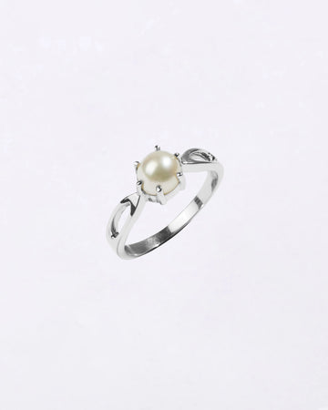 Grace Pearl (Moti) Ring in 925 Silver - Round Astra