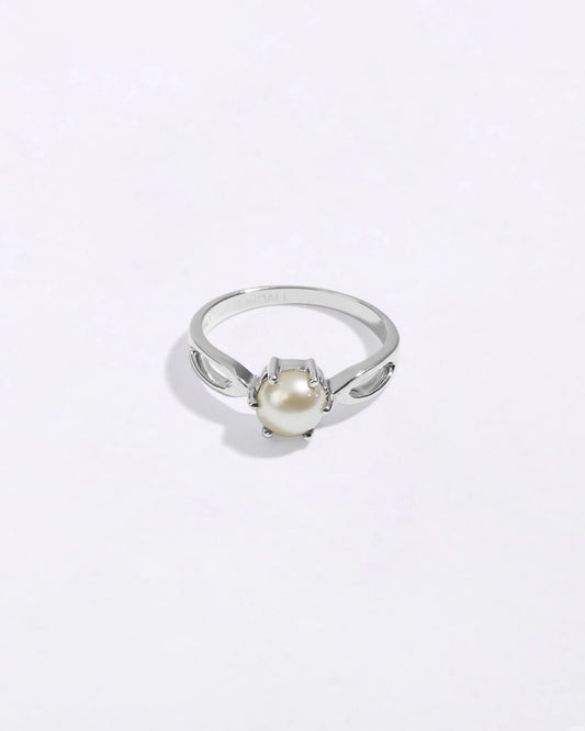 Grace Pearl (Moti) Ring in 925 Silver - Round Astra